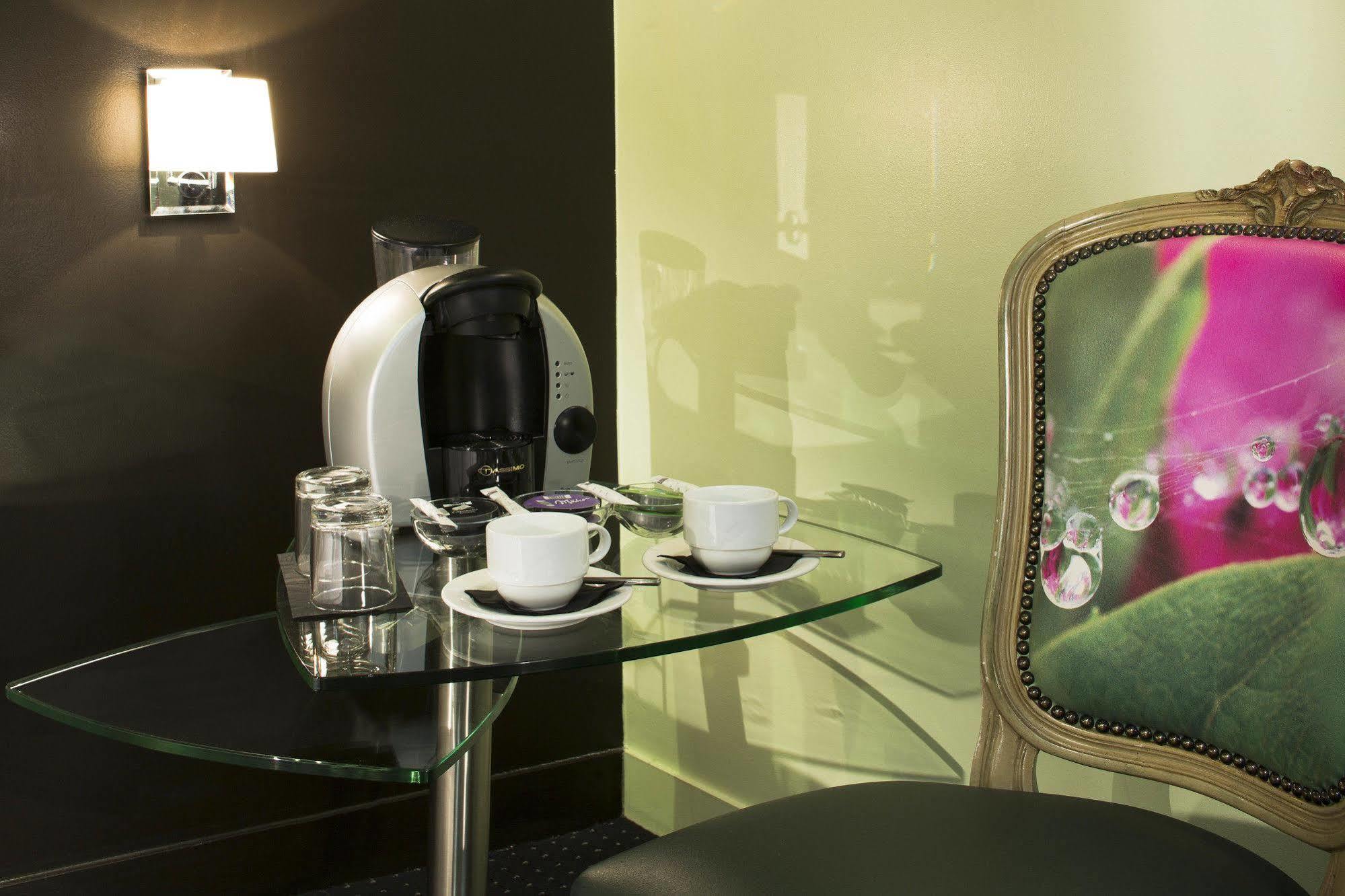 Hotel Le Fabe Paris Exterior photo