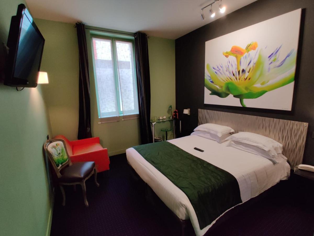 Hotel Le Fabe Paris Exterior photo